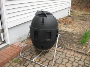 Tumbling Compost Bin