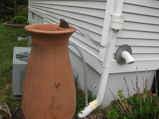Keep Debris Out of Your Rainbarrel 6 Round Rain Barrel Inlet Screen